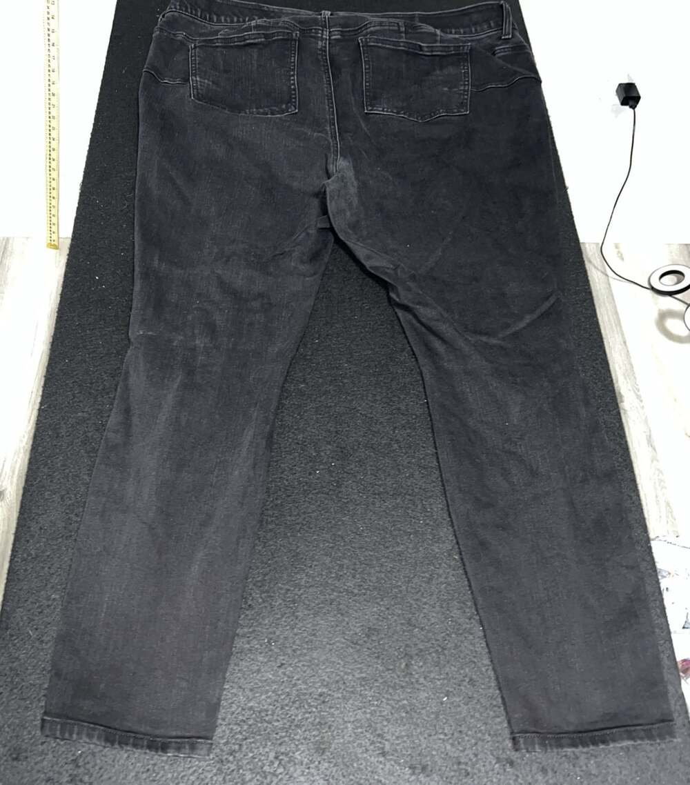 Torrid Jeans Womens 20S Black Denim Bombshell Skinny Premium Stretch Distressed - Picture 2 of 7